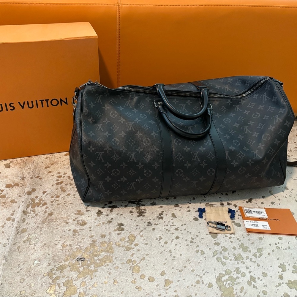 Louis Vuitton Keepall Monogram Eclipse Bandoulière 55 

Asking $1,900